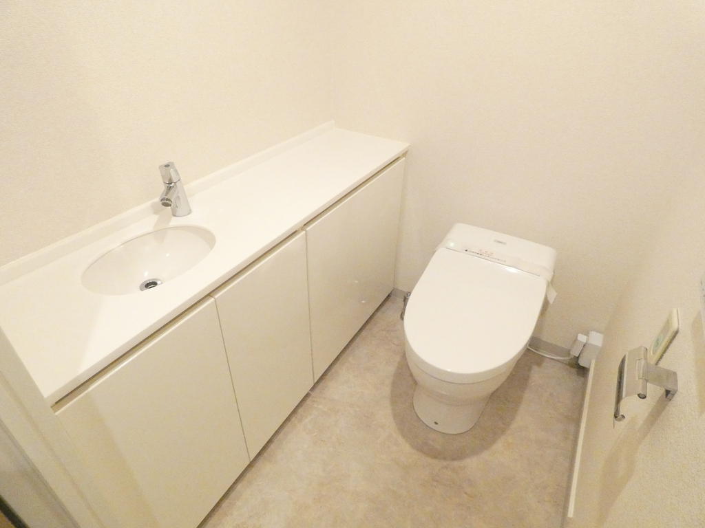 トイレ　トイレ