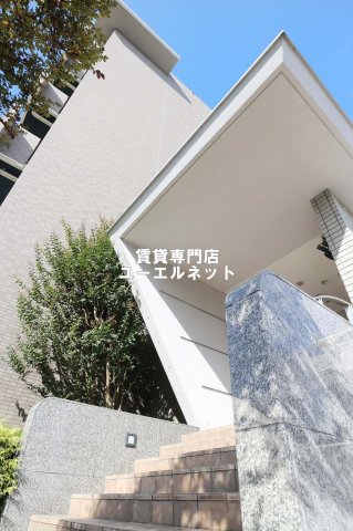 建物外観　シンプルで洗練されたデザインが毎日の暮らしに心地よさをプラス