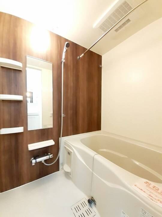 バス・シャワールーム　浴室