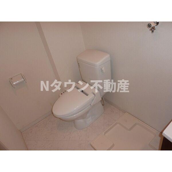 トイレ　ゆったりとした空間のトイレです