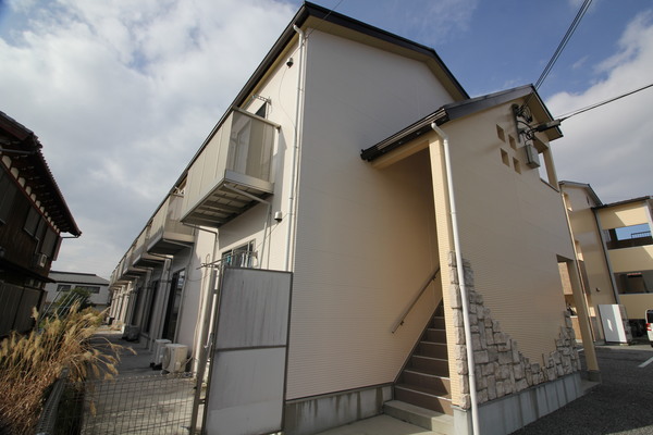 建物外観　おしゃれな外観です！