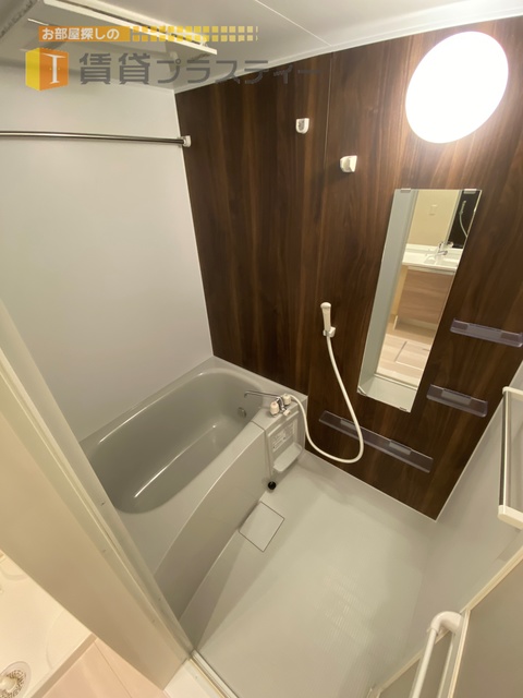 バス・シャワールーム　新品のお風呂で疲れ取るか