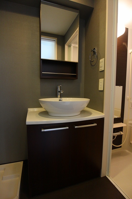 洗面設備　女性に人気のシャンプードレッサー。