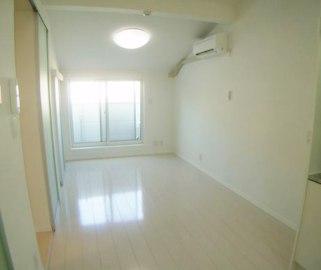 居室・リビング　★広々居室スペース★