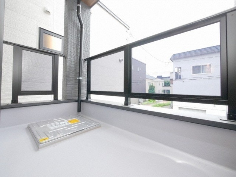 バルコニー　バルコニースペースでございます！