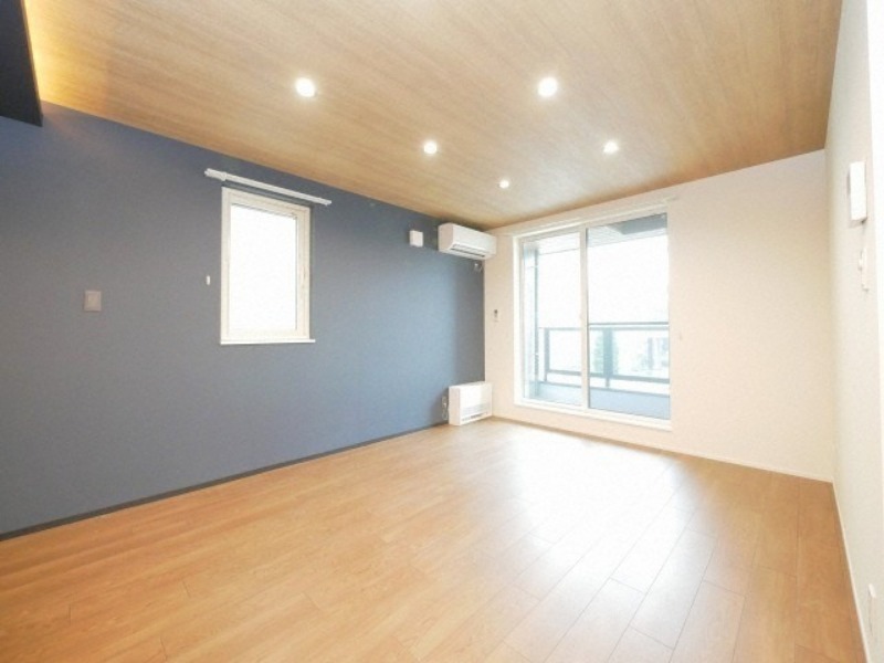 居室・リビング　広々リビングスペースございます！