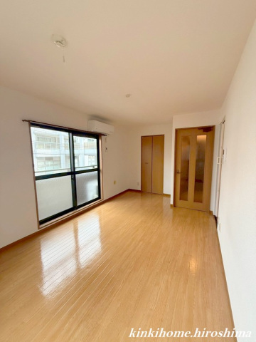 居室・リビング　写真は別のお部屋です。は別のお部屋です。現況を優先。