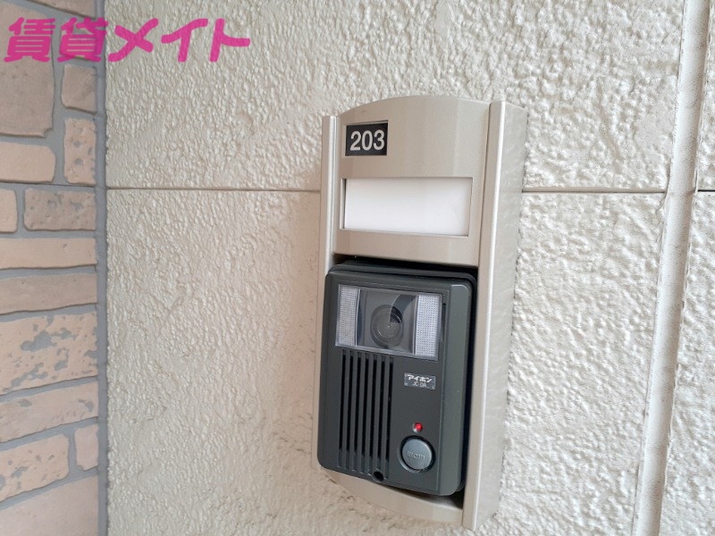 セキュリティ　同型参考写真