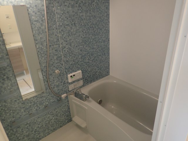 バス・シャワールーム　同型タイプの為、実際とは違う可能性がございます。