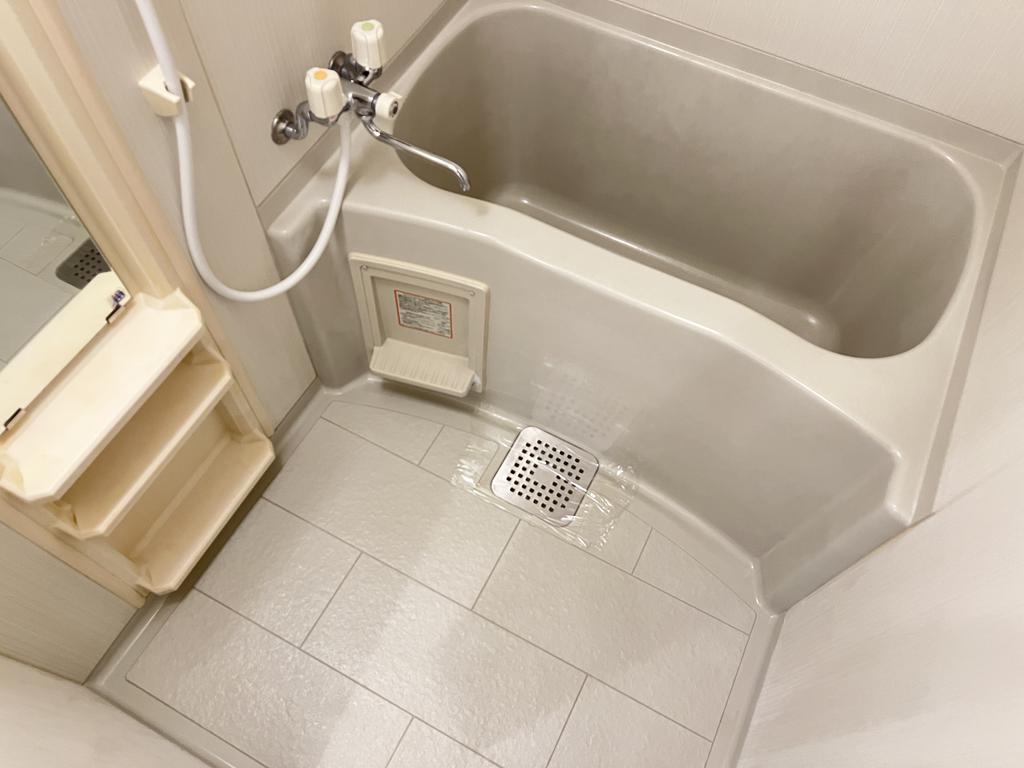 バス・シャワールーム　※同建物・別部屋のものを使用