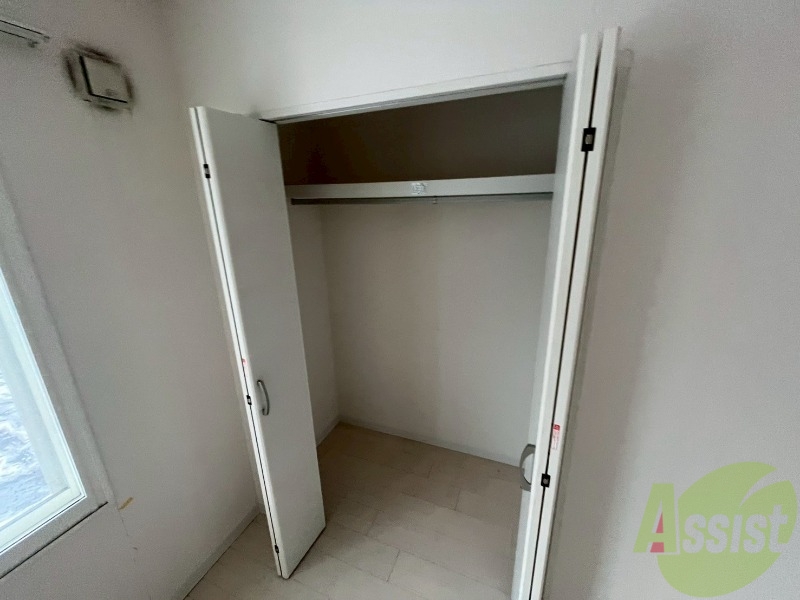 収納　クローゼットがありました。お洋服や荷物はここへ