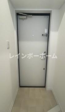 玄関　※別部屋参考写真です　現況優先です