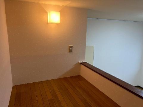 居室・リビング　室内