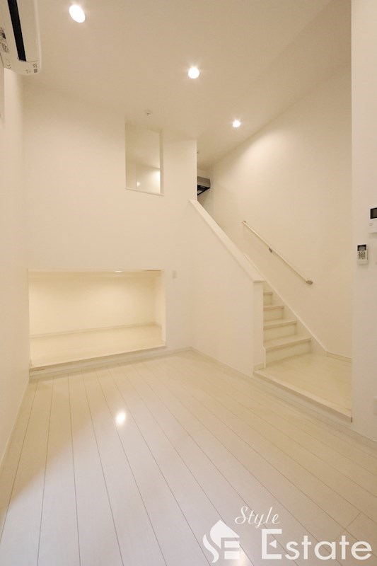 居室・リビング　外観