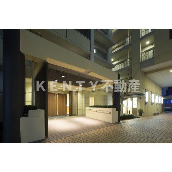 エントランス　清潔なエントランスです