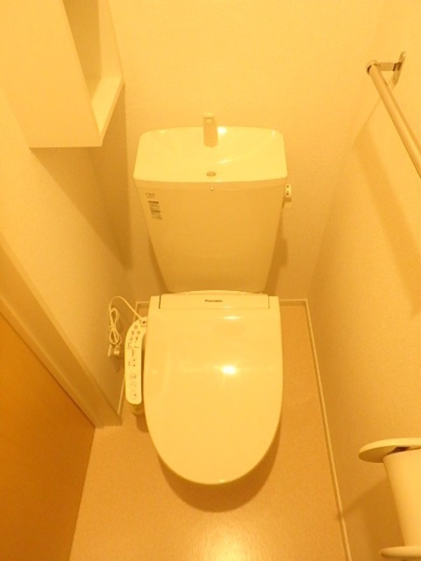 トイレ　図面と現状に相違がある場合には現状を優先