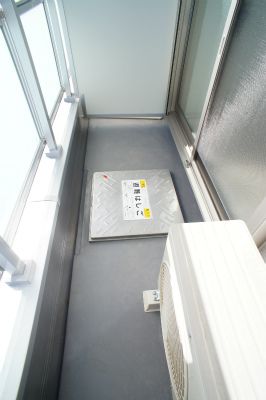 バルコニー　照明