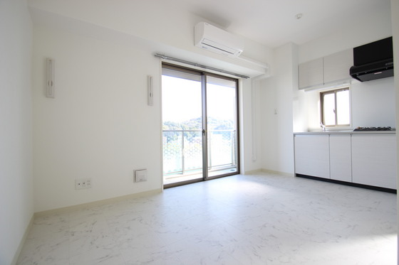 居室・リビング　※別部屋の写真です