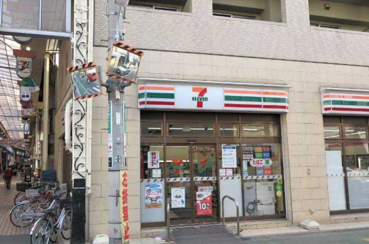 コンビニ　セブン-イレブン 荏原中延駅前店（コンビニ）まで95m