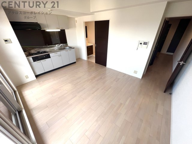 居室・リビング　日当たり良好な広々１LDKです！！