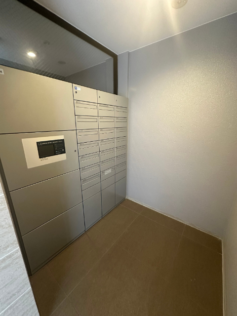 その他共有部分　宅配ボックス付き