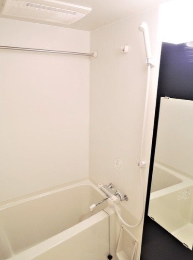 バス・シャワールーム　風呂