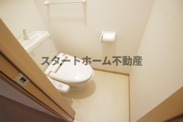 トイレ　落ち着いたトイレです