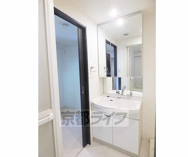 洗面設備　シャンプードレッサー