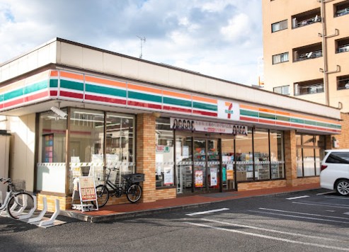 コンビニ　セブンイレブン 台東石浜店（コンビニ）まで97m