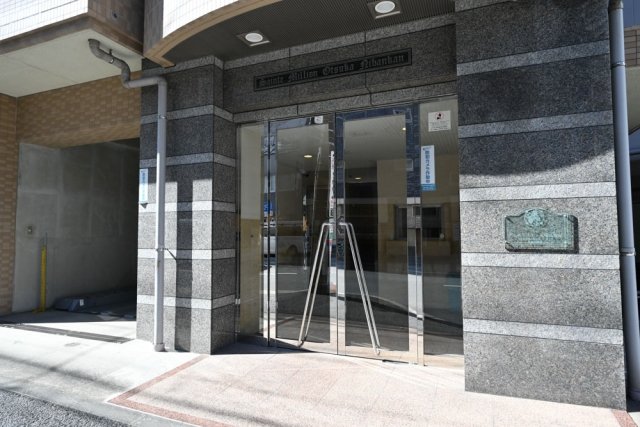 エントランス　建物の内部です