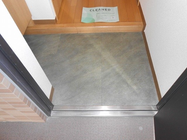 玄関　明るい玄関です