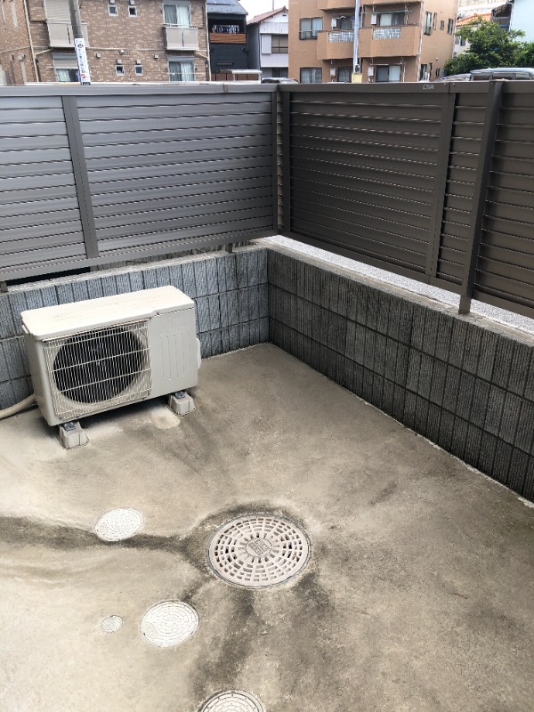 バルコニー　１０１のバルコニー