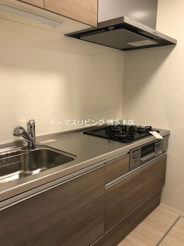 キッチン　別部屋参考写真です