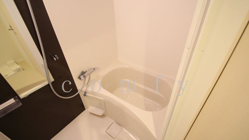 バス・シャワールーム　浴室乾燥機付きお風呂