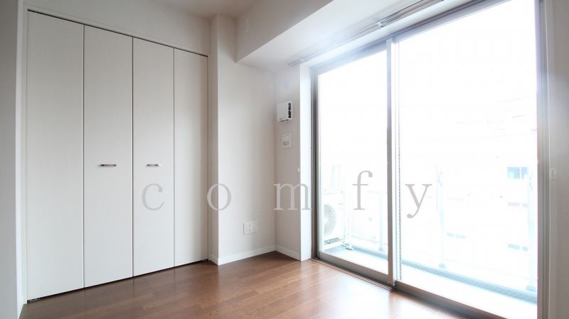 その他部屋・スペース　明るい寝室