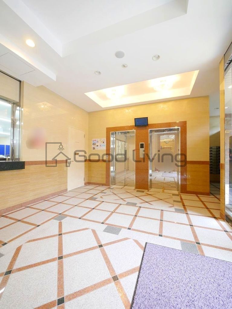 エントランス　落ち着いた雰囲気