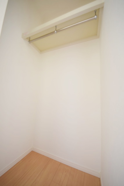 収納　～たっぷり収納スペースです～