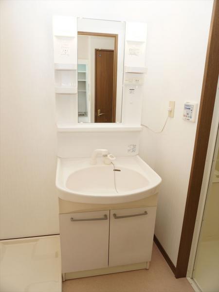 洗面設備　洗面所