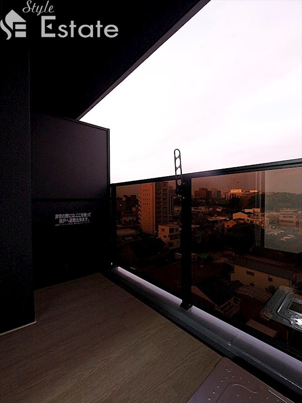 バルコニー　バルコニー