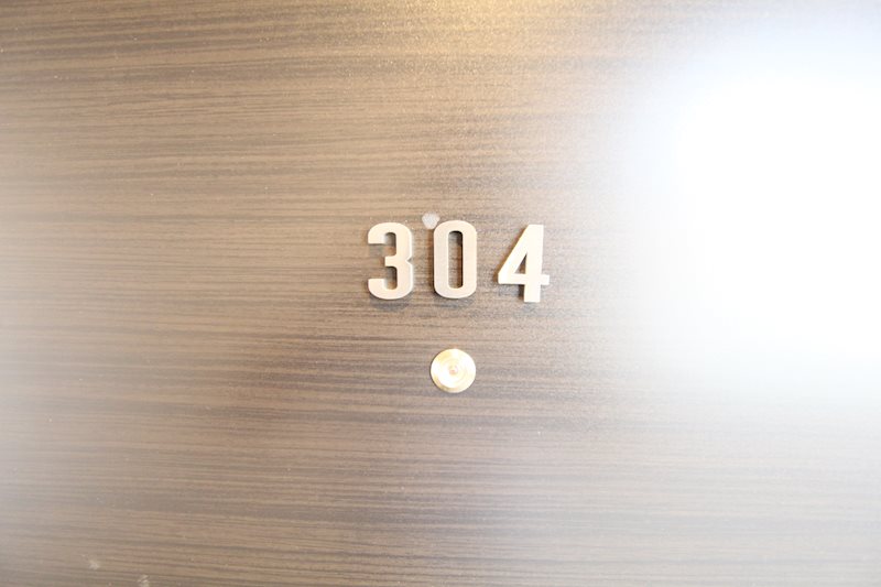 玄関　※304号室