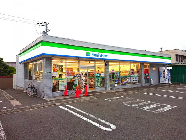 コンビニ　ファミリーマート岸和田下松町店（コンビニ）まで386m