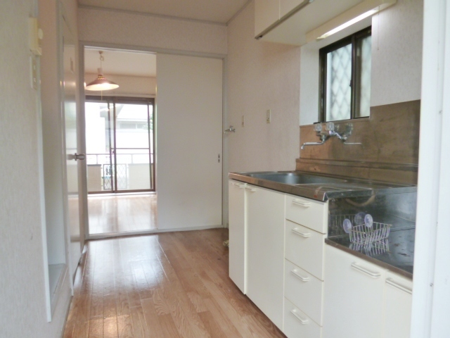 キッチン　別室参考写真です♪