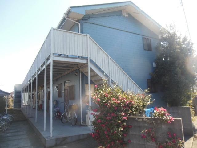 建物外観　★南向きで日当たりもよいですよ★