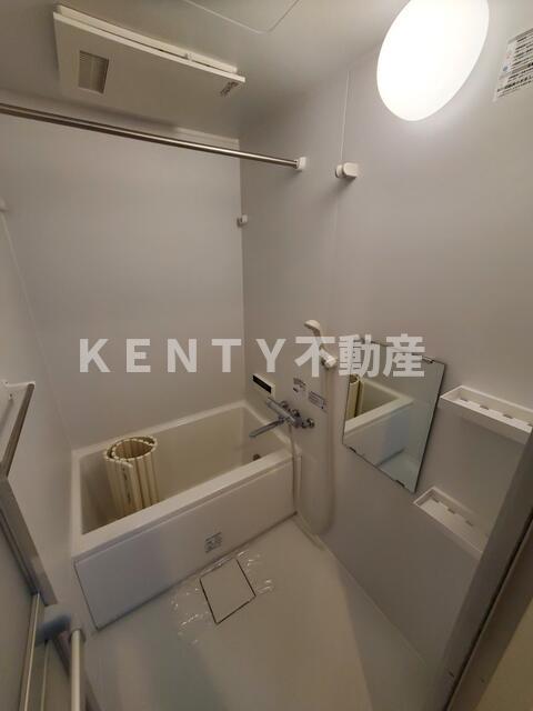 バス・シャワールーム　ゆったり過ごせるお風呂です