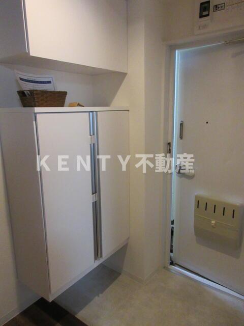 玄関　落ち着いた玄関です