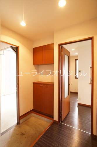玄関　シューズボックス付きの玄関です！