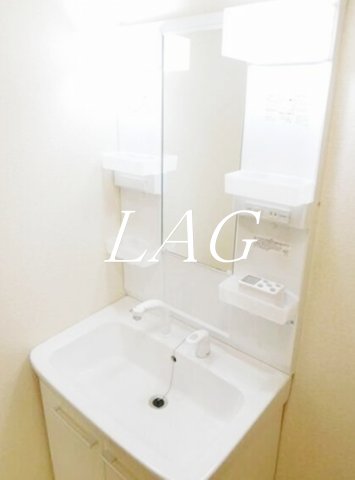 洗面設備　洗面台です。