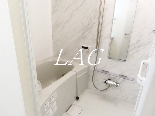 バス・シャワールーム　お風呂です。