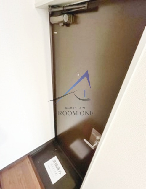 玄関　玄関です。