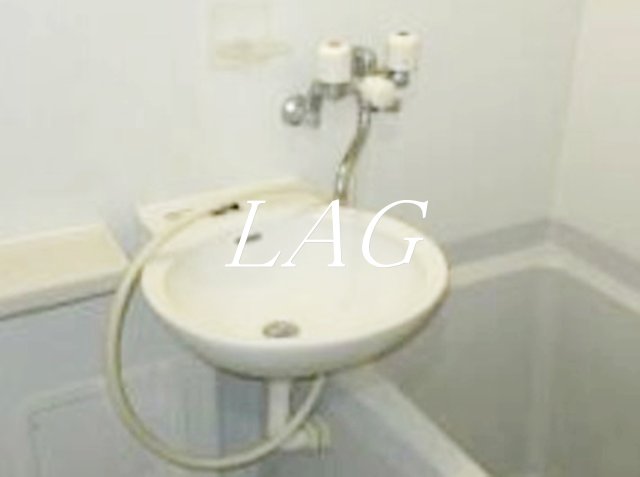 洗面設備　洗面台です。